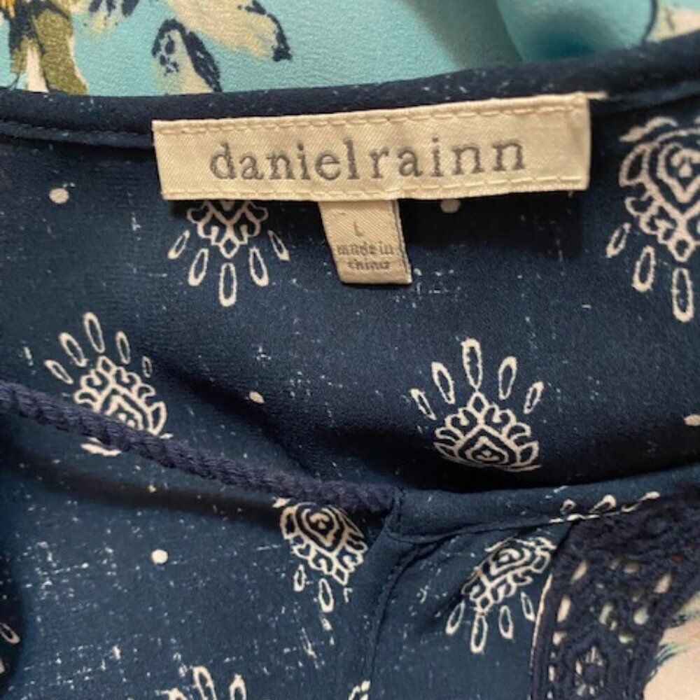 Daniel Rainn Patchwork Roll Tab Sleeves Peasant B… - image 3